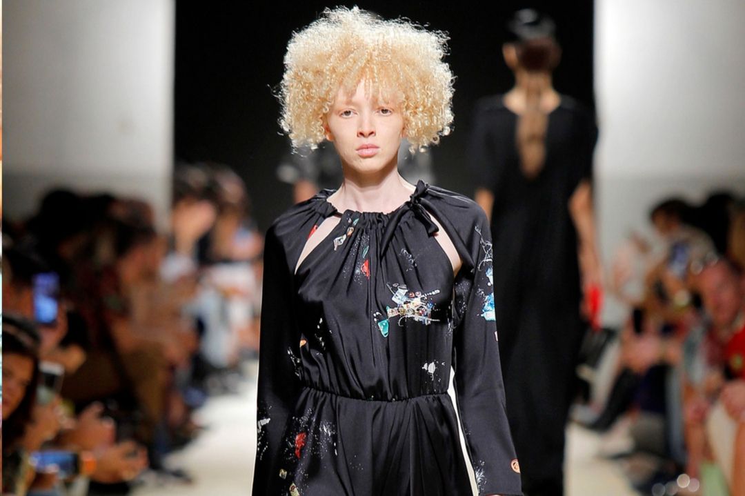Vestidos pretos na Moda Lisboa inspiram o teu vestido de noiva