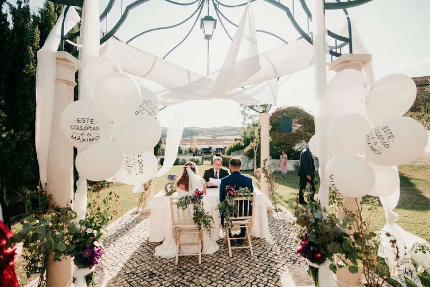 casamento rustico com cao de alianças