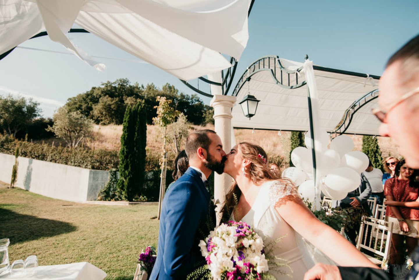 casamento rustico com cao de alianças